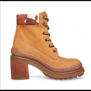 Steve Madden Boots